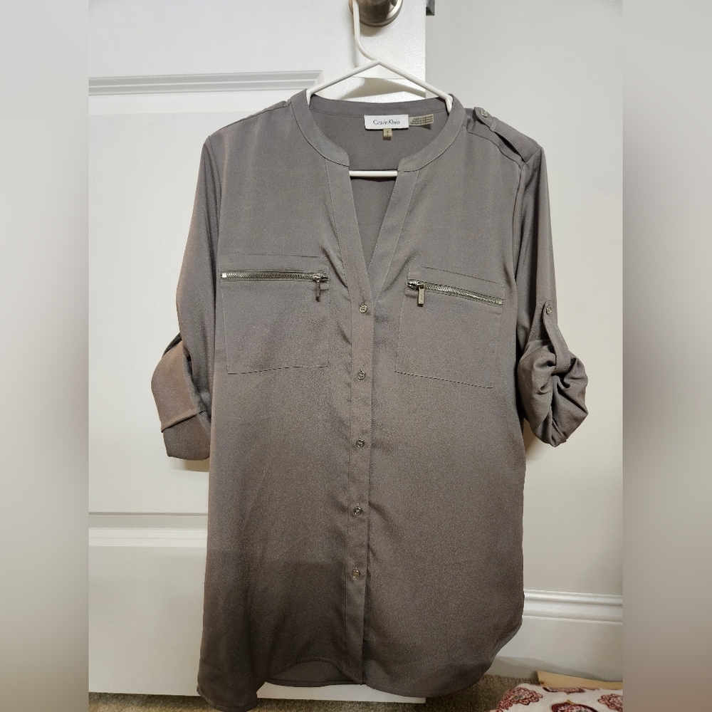 Calvin Klein Banded Pocket Detail Roll Button Sleeve Blouse / Size M